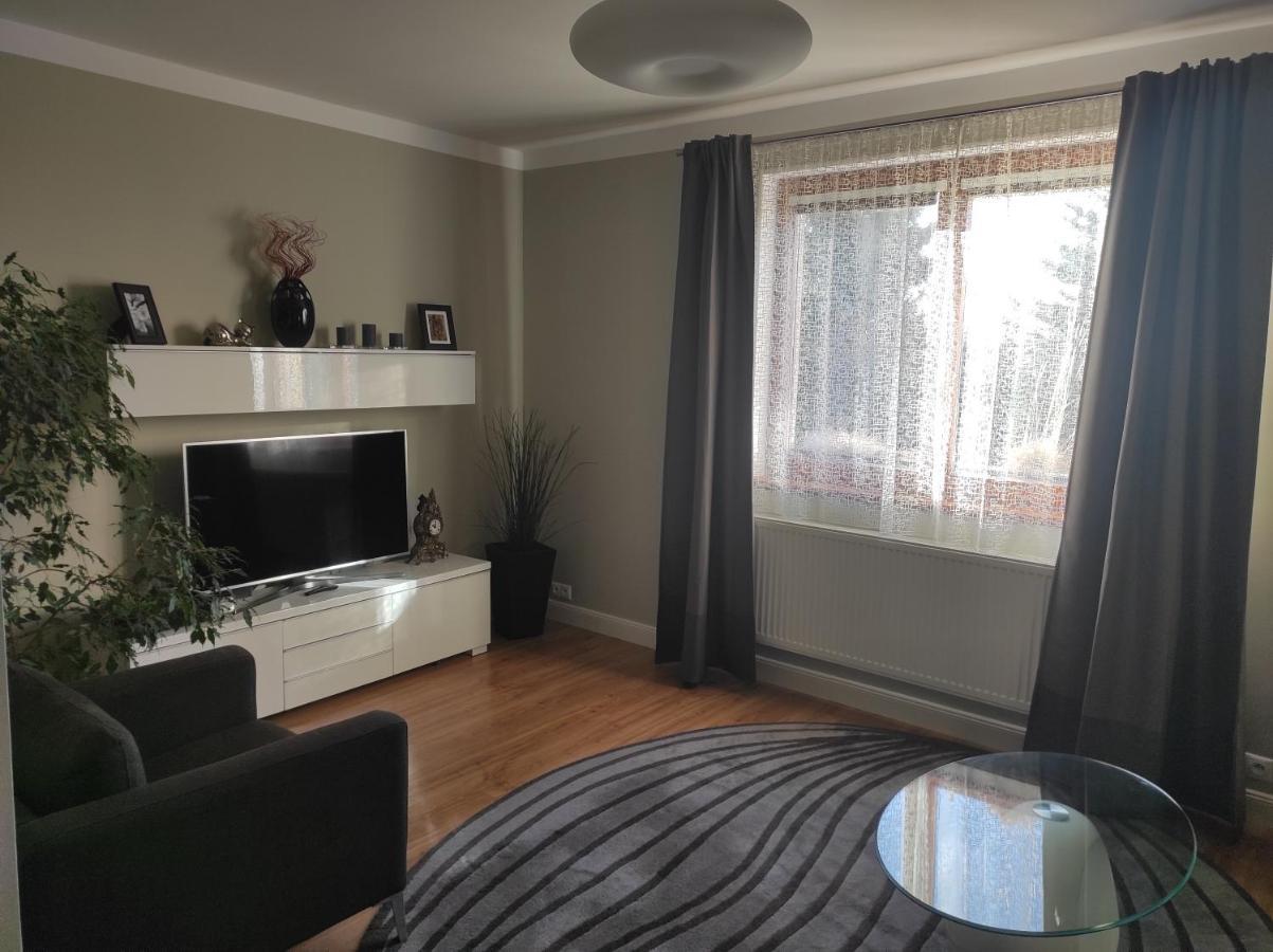 Domo Apartment Středokluky Zewnętrze zdjęcie