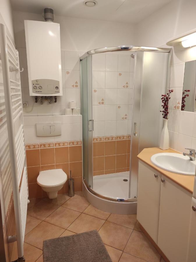 Domo Apartment Středokluky Zewnętrze zdjęcie